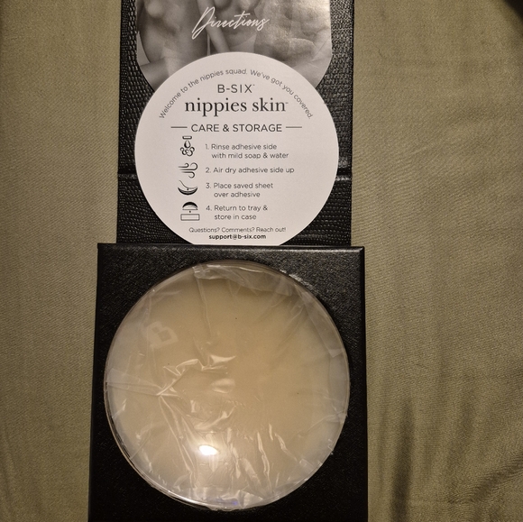 NIB Nippies Skin Covers No Show Inserts In Creme Color D+ Cup Sizes - Picture 11 of 13